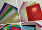 China Decoración acanalada color hecho a mano del día de fiesta del papel de la tarjeta del brillo para la fabricación de la tarjeta exportador